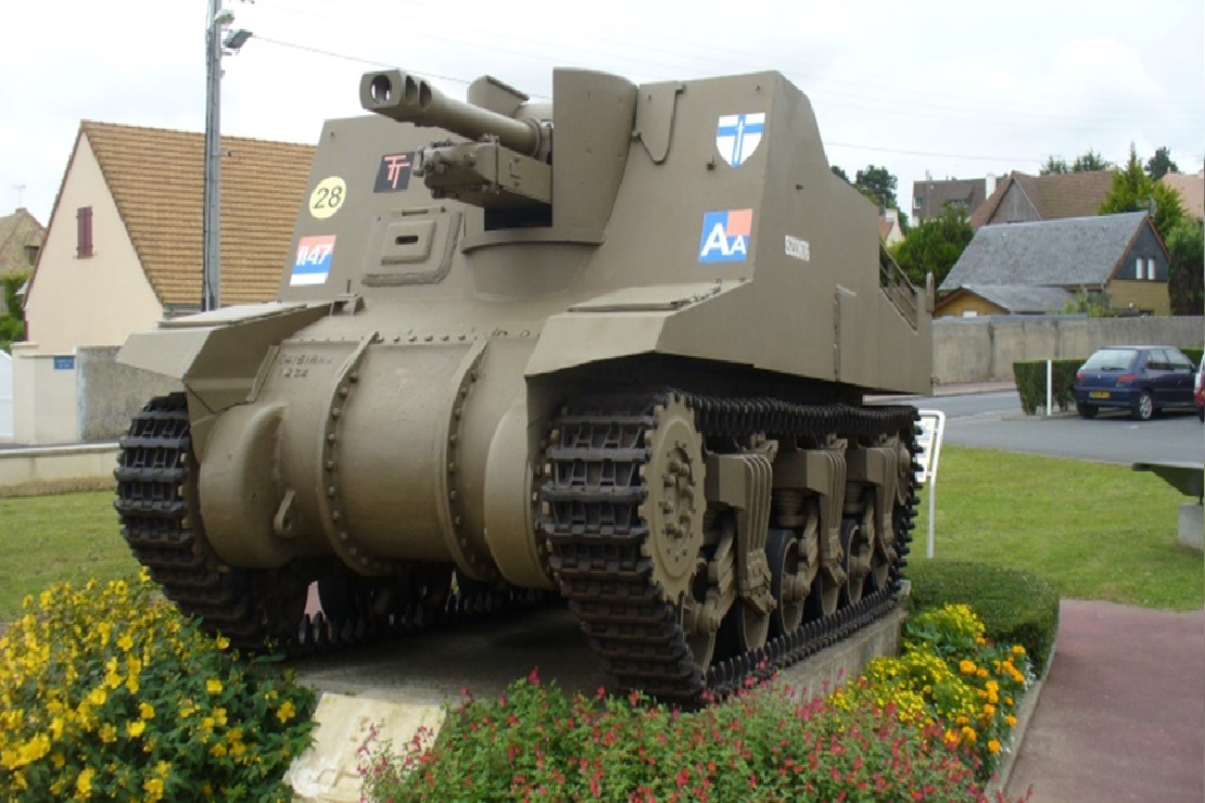 Char Churchill, exposé à Lion-sur-Mer